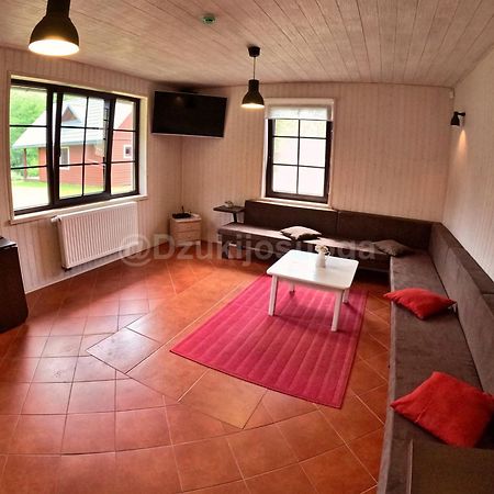 Dzukijos Uoga Guest House Virsurodukis Екстериор снимка
